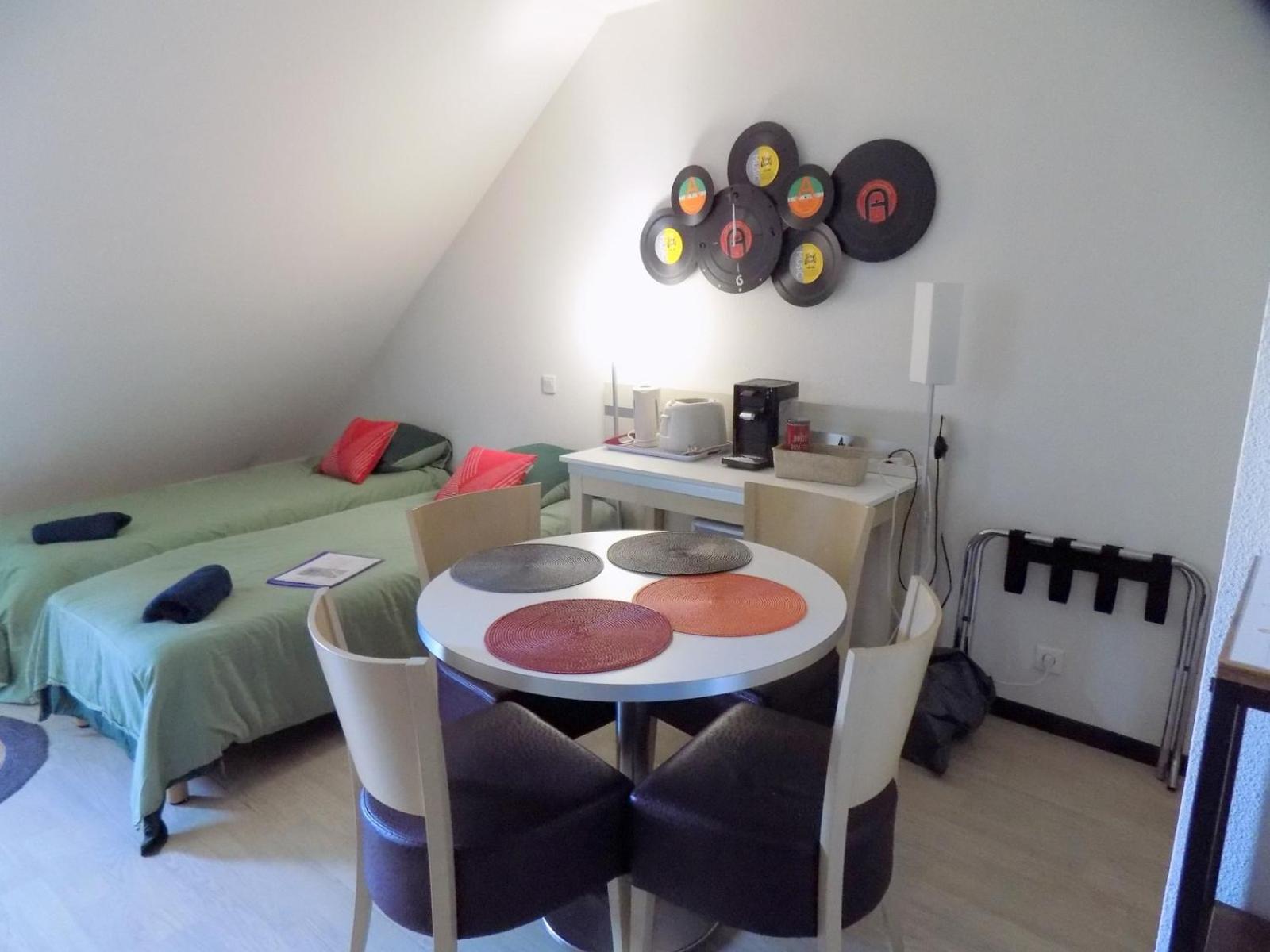 Tithome 3 - Grand Studio Bus Gare Centre Ville Sanctuaire Lourdes Extérieur photo